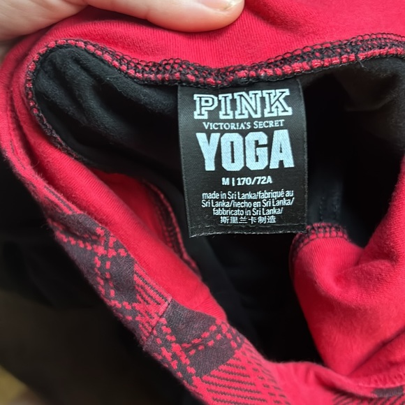 VS/ PINK Leggings bundle - Picture 3 of 3